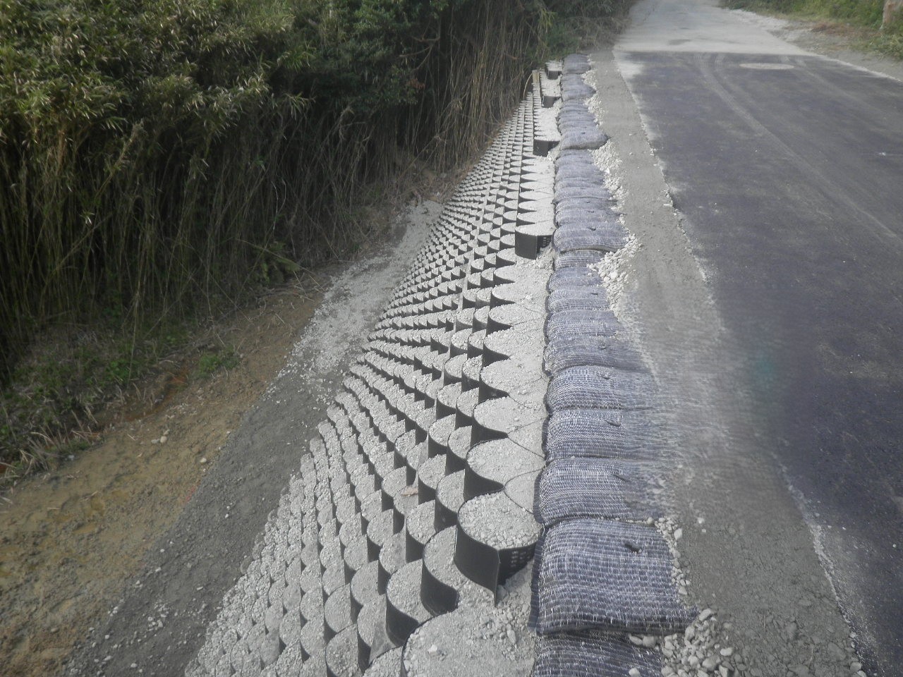 [愛知県豊橋市]道路修繕工事